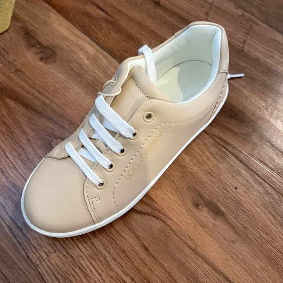 🆕💯DOLCE & GABBANA SNEAKERS ❤️🔥 - Picture 2 of 8